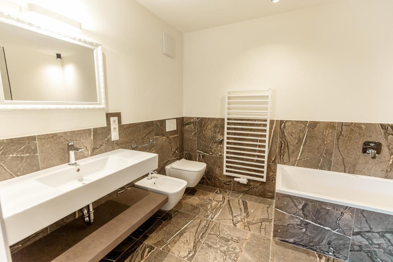 Tyrol Living & Cafe Apartment Nova Levante Bagian luar foto