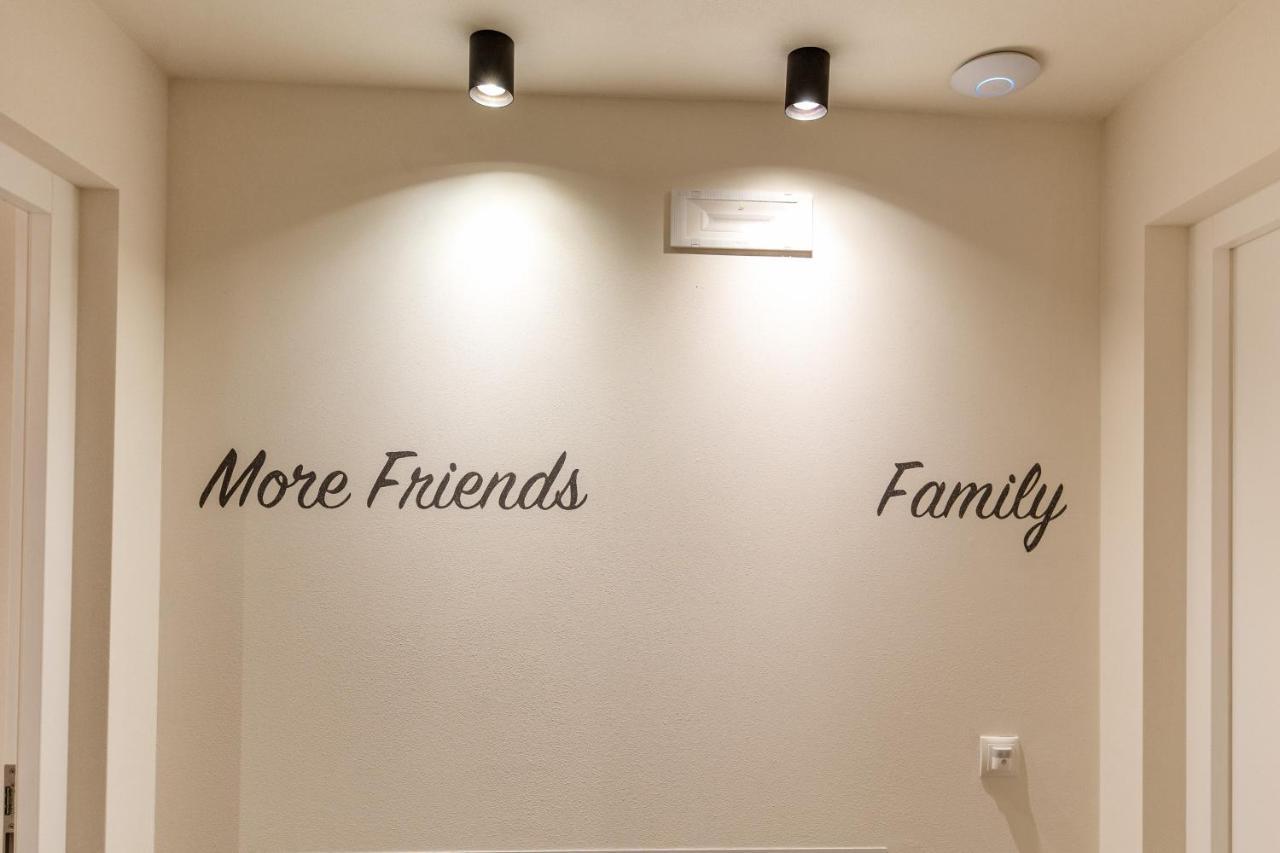 Tyrol Living & Cafe Apartment Nova Levante Bagian luar foto