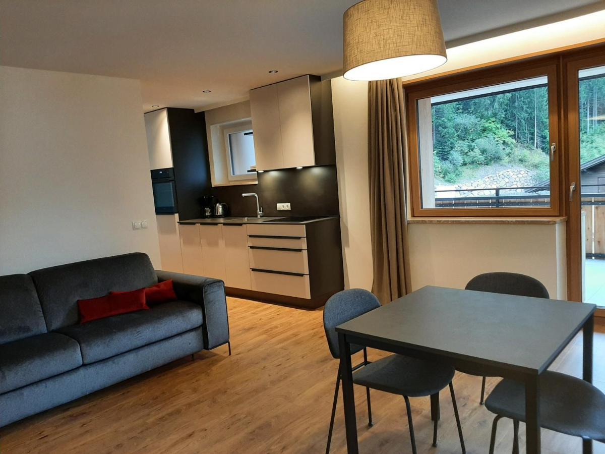 Tyrol Living & Cafe Apartment Nova Levante Bagian luar foto
